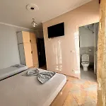 Appartement 4 *