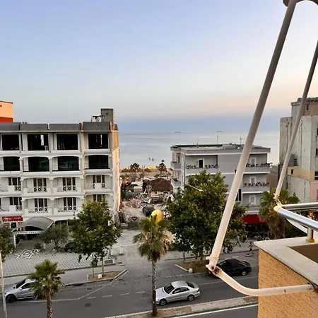 Apartment Holiday 4 Durres