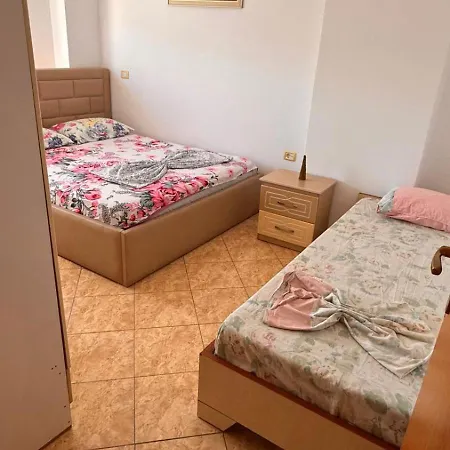 4 Durrës